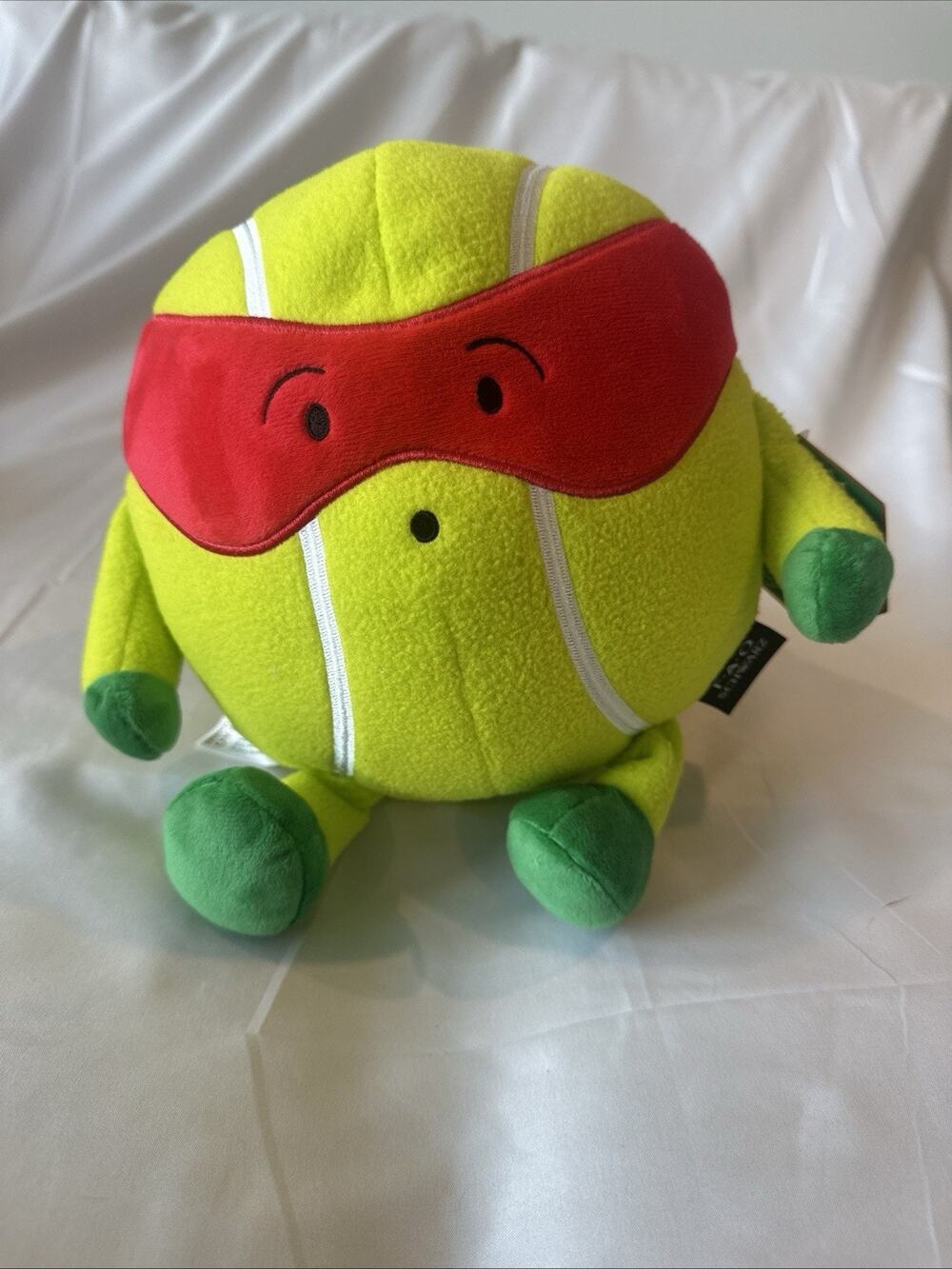 FAO Schwarz Heroes of the Game 7.5" Tennis Plush NEW embroidered Hood & Cape